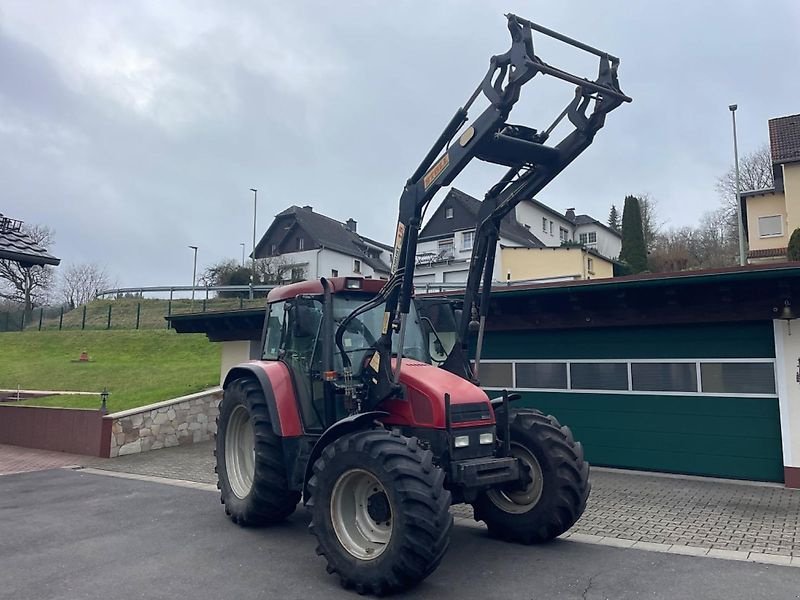 Traktor of the type Case IH Case CS 86 A mit Sisu Motor und Frontlader Allradtraktor Schlepper 40 km/h, Gebrauchtmaschine in Niedernhausen OT Engenhahn (Picture 1)