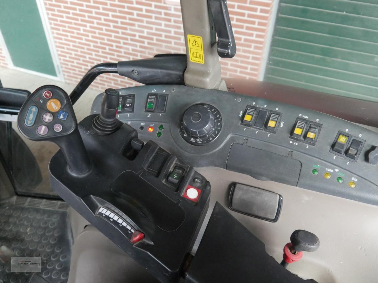 Traktor van het type Case IH CVX 130, Gebrauchtmaschine in Borken (Foto 12)