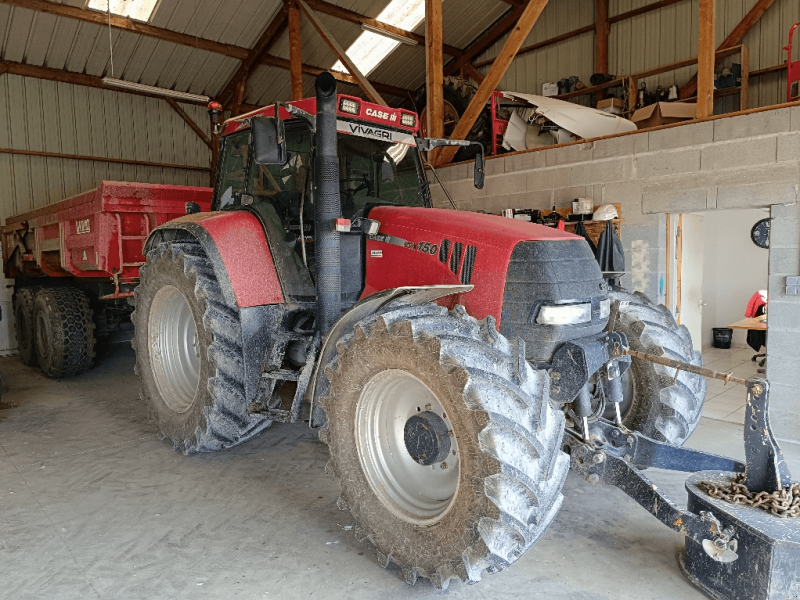 Traktor van het type Case IH CVX 150, Gebrauchtmaschine in ISIGNY-LE-BUAT (Foto 1)