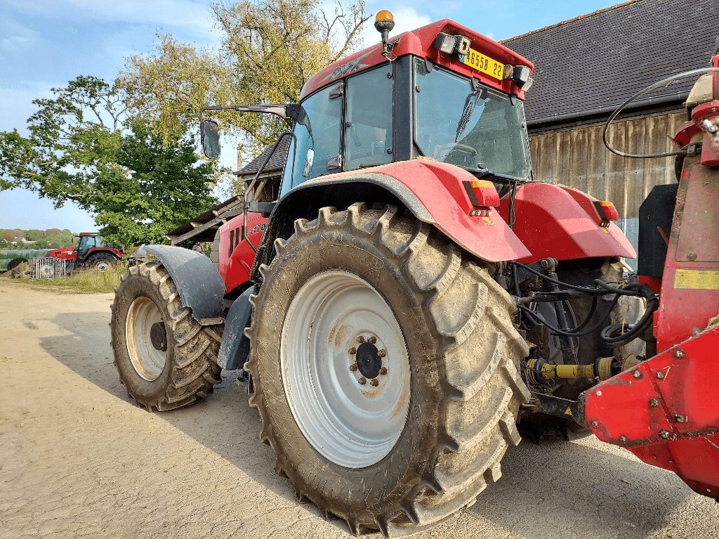 Traktor des Typs Case IH CVX 170, Gebrauchtmaschine in ISIGNY-LE-BUAT (Bild 1)