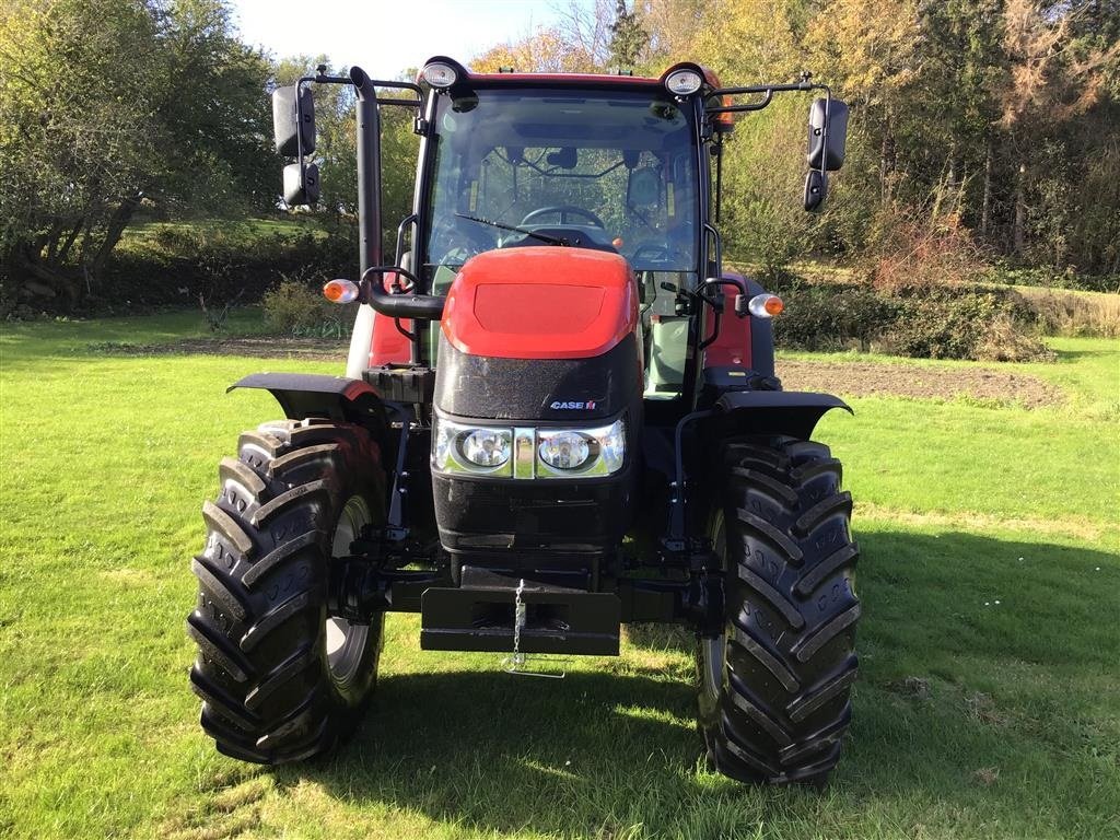 Traktor tip Case IH Farmall 100 A Demo ny mode, Gebrauchtmaschine in Humble (Poză 4)