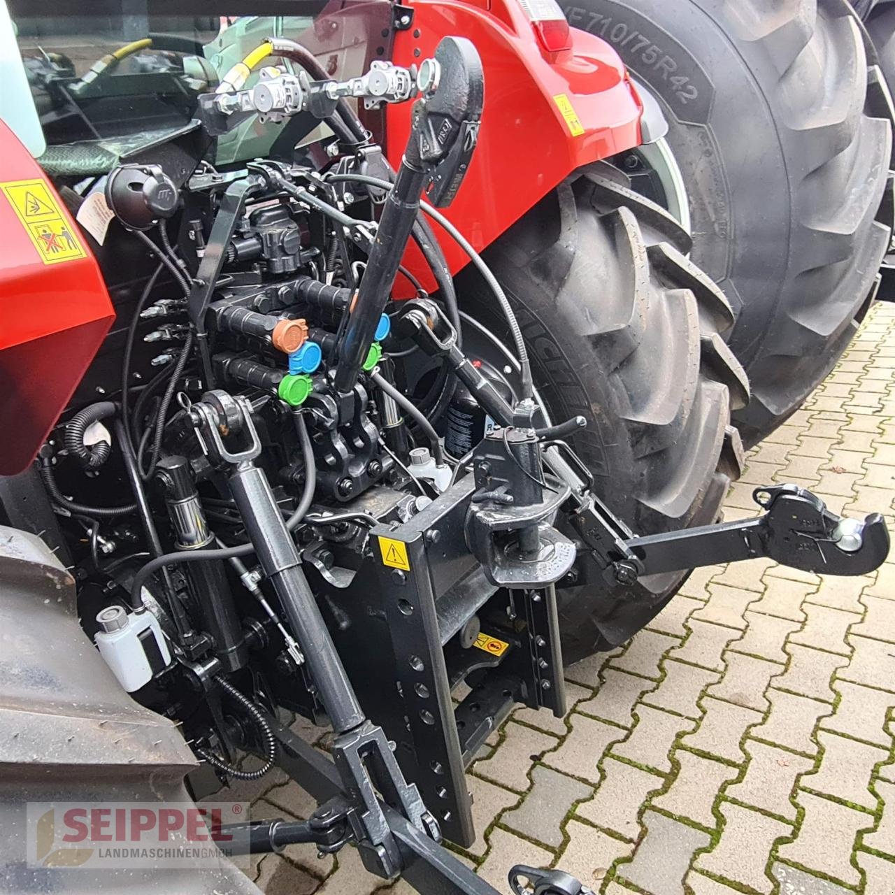 Traktor Türe ait Case IH FARMALL 100 C HILO Quicke X 4 rot, Neumaschine içinde Groß-Umstadt (resim 11)