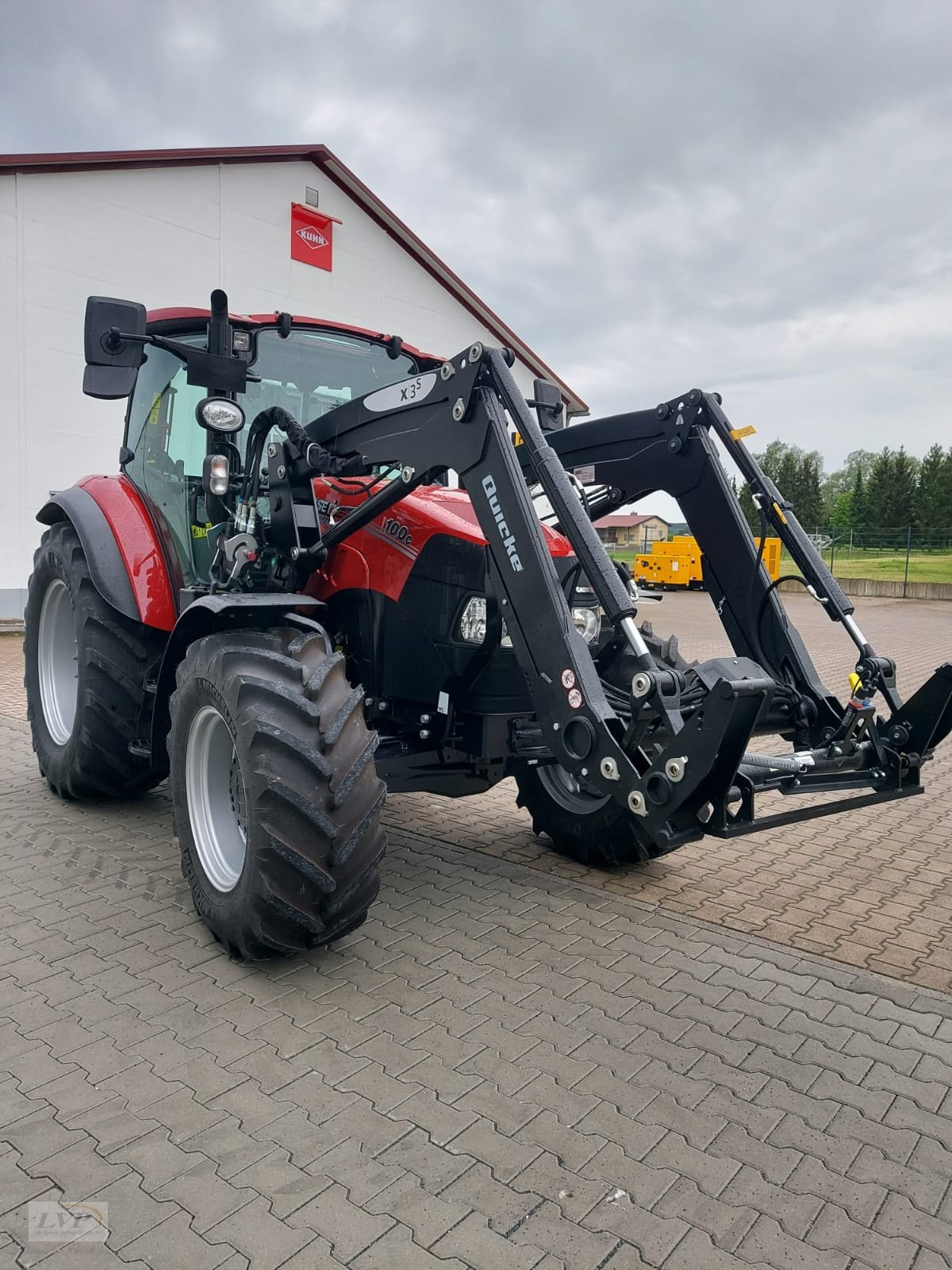 Traktor Türe ait Case IH Farmall 100 C, Gebrauchtmaschine içinde Pegnitz (resim 4)