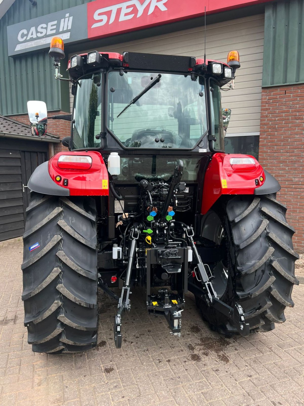 Traktor du type Case IH Farmall 100c hilo, Neumaschine en Putten (Photo 3)