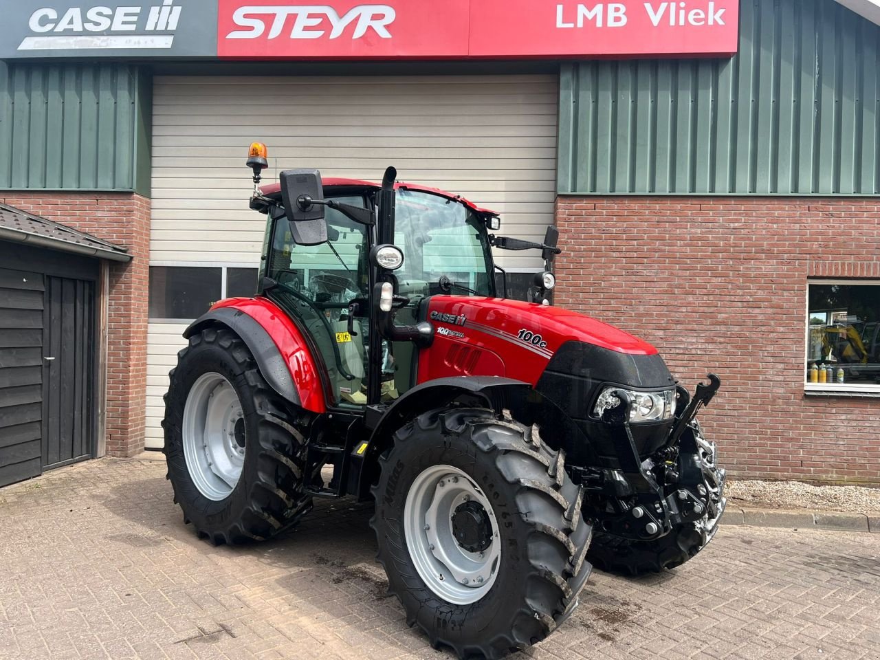 Traktor a típus Case IH Farmall 100c hilo, Neumaschine ekkor: Putten (Kép 1)