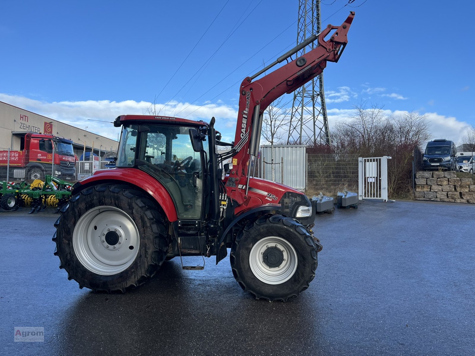 Traktor типа Case IH Farmall 105 U Pro, Gebrauchtmaschine в Herrenberg-Gültstein (Фотография 4)