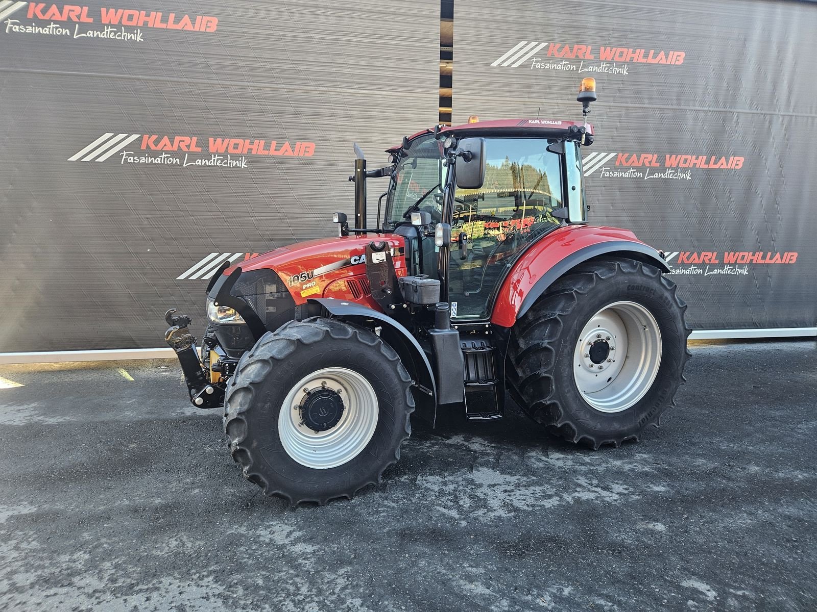 Traktor des Typs Case IH Farmall 105 U Pro, Gebrauchtmaschine in Sulzberg (Bild 1)