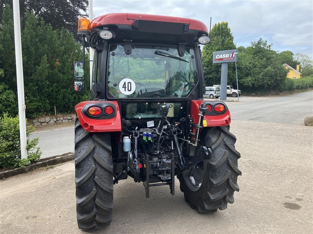 Traktor of the type Case IH Farmall 55 A, Gebrauchtmaschine in Glamsbjerg (Picture 5)