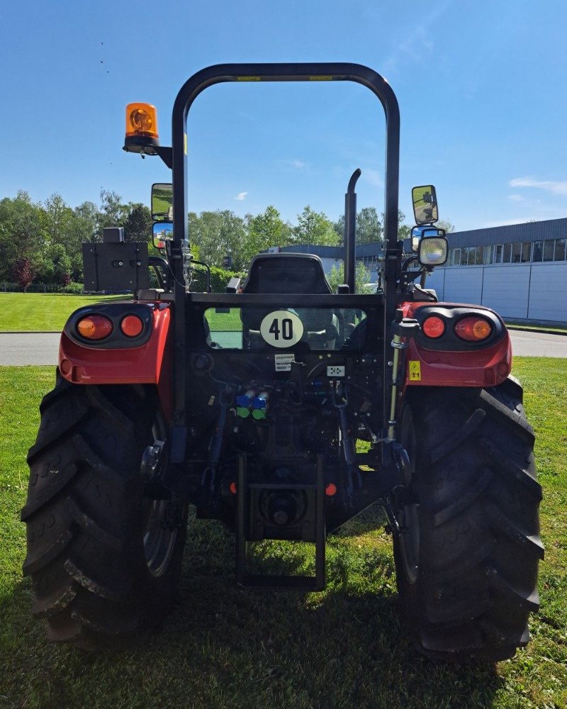 Traktor van het type Case IH Farmall 55 A, Neumaschine in Burkau (Foto 7)