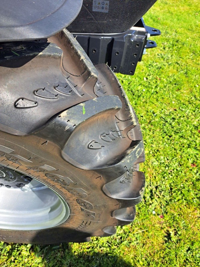Traktor tipa Case IH Farmall 55 A, Neumaschine u Burkau (Slika 18)