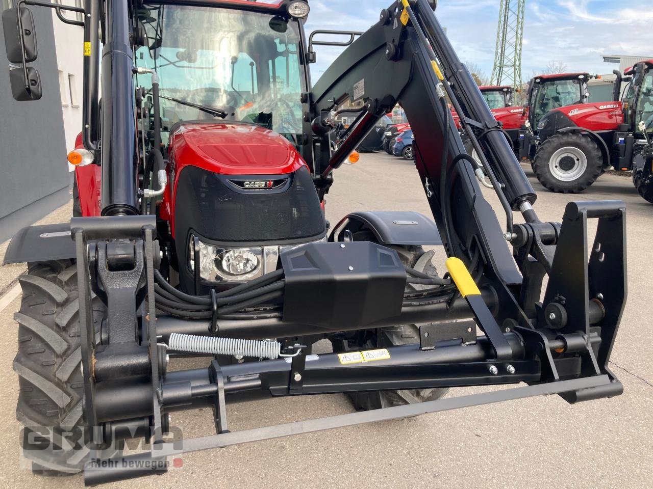 Traktor of the type Case IH Farmall 55 A, Neumaschine in Friedberg-Derching (Picture 10)