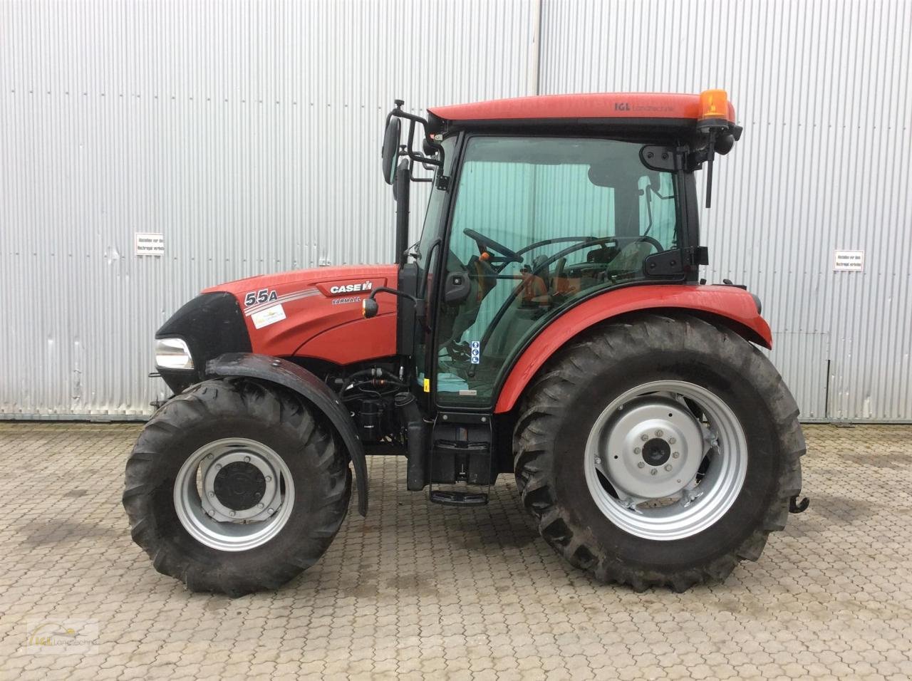 Traktor van het type Case IH Farmall 55 A, Gebrauchtmaschine in Pfreimd (Foto 2)