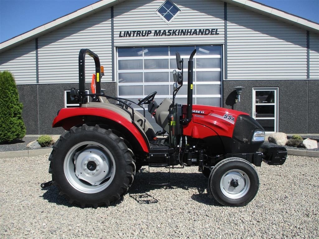 Traktor Türe ait Case IH Farmall 55A Dansk demo traktor med kun 29timer. Med vendegear på., Gebrauchtmaschine içinde Lintrup (resim 4)