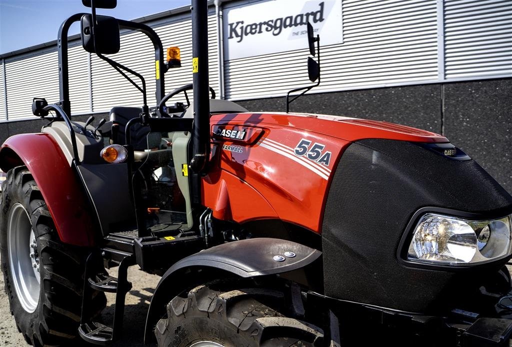 Traktor Türe ait Case IH Farmall 55A, Gebrauchtmaschine içinde Aalborg SV (resim 2)