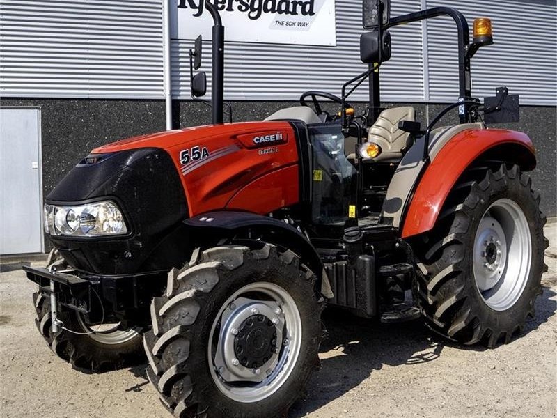 Traktor Türe ait Case IH Farmall 55A, Gebrauchtmaschine içinde Aalborg SV (resim 1)