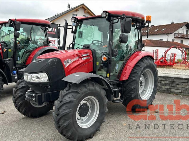 Traktor of the type Case IH Farmall 55A, Neumaschine in Ampfing (Picture 1)