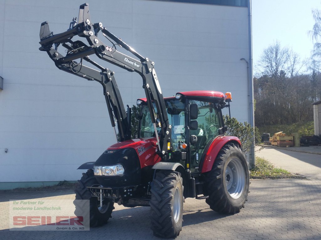 Traktor of the type Case IH Farmall 65 A + Frontlader Quicke X 2 S, Neumaschine in Ansbach (Picture 10)