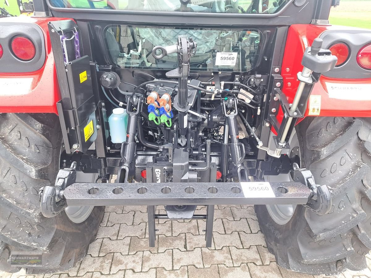 Traktor of the type Case IH Farmall 65 A, Neumaschine in Aurolzmünster (Picture 15)