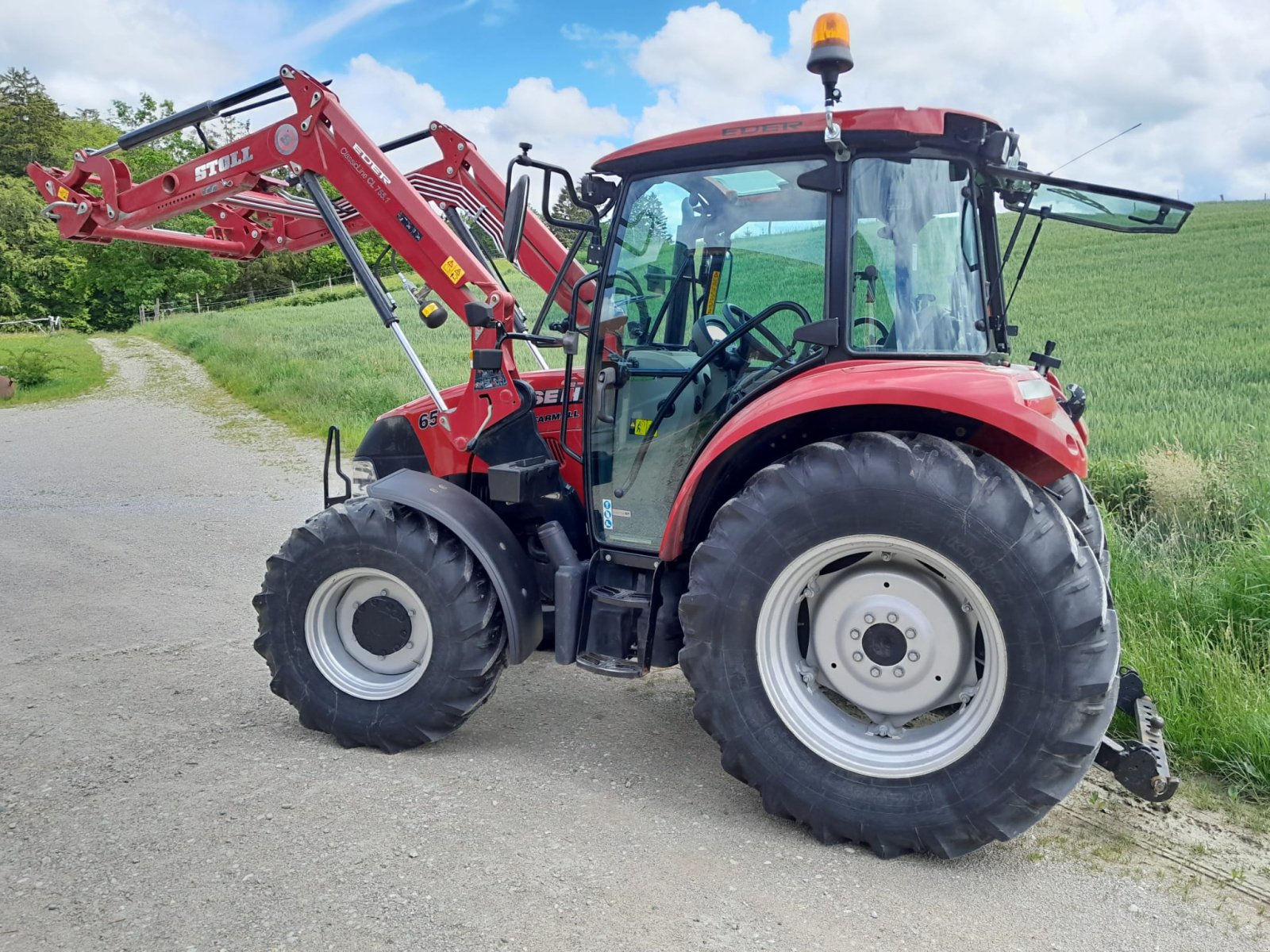 Traktor des Typs Case IH Farmall 65 C, Gebrauchtmaschine in Antdorf (Bild 4)