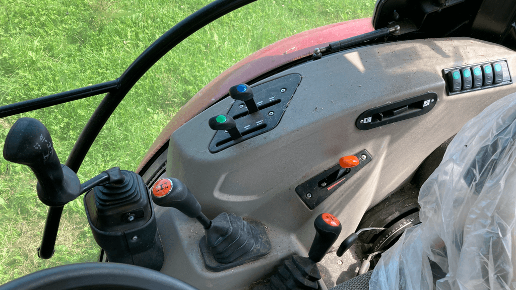 Traktor του τύπου Case IH FARMALL 75 A, Gebrauchtmaschine σε CINTHEAUX (Φωτογραφία 8)