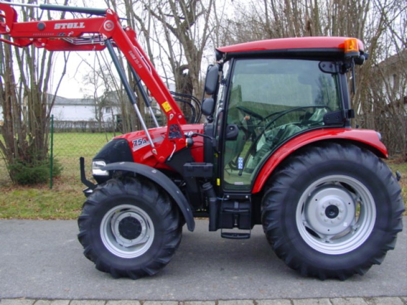 Traktor typu Case IH Farmall 75 A, Neumaschine v Viechtach (Obrázek 1)