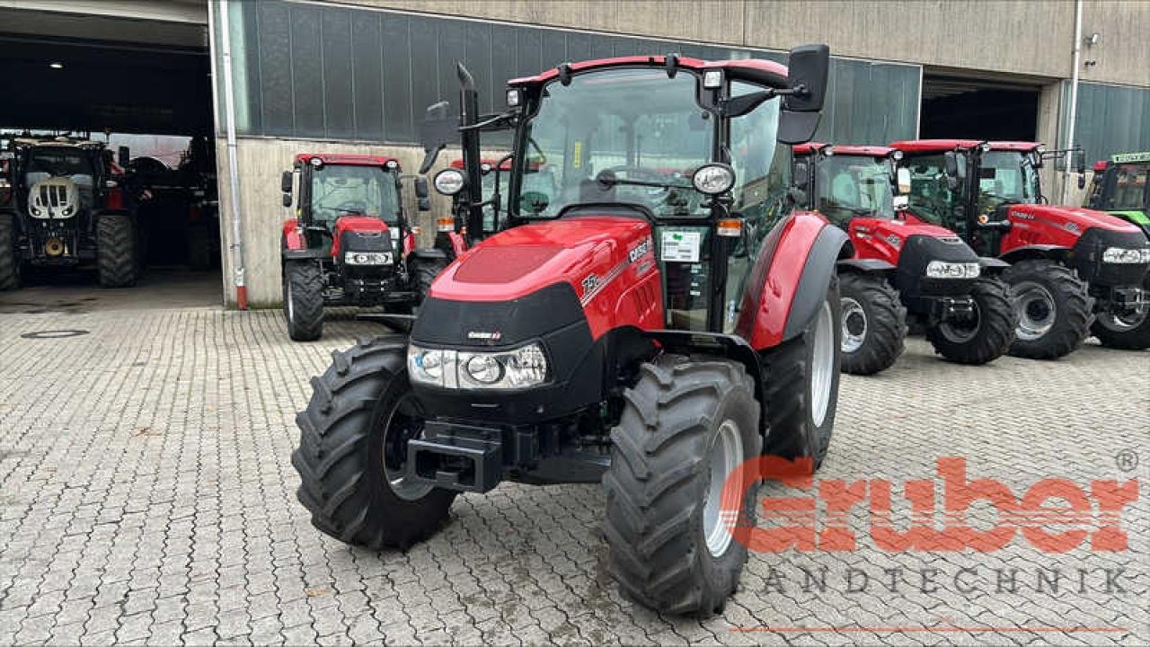 Traktor of the type Case IH Farmall 75 C, Neumaschine in Ampfing (Picture 1)