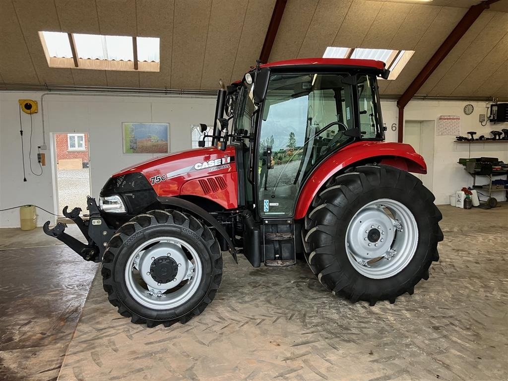 Traktor of the type Case IH Farmall 75C, Gebrauchtmaschine in Thorsø (Picture 2)