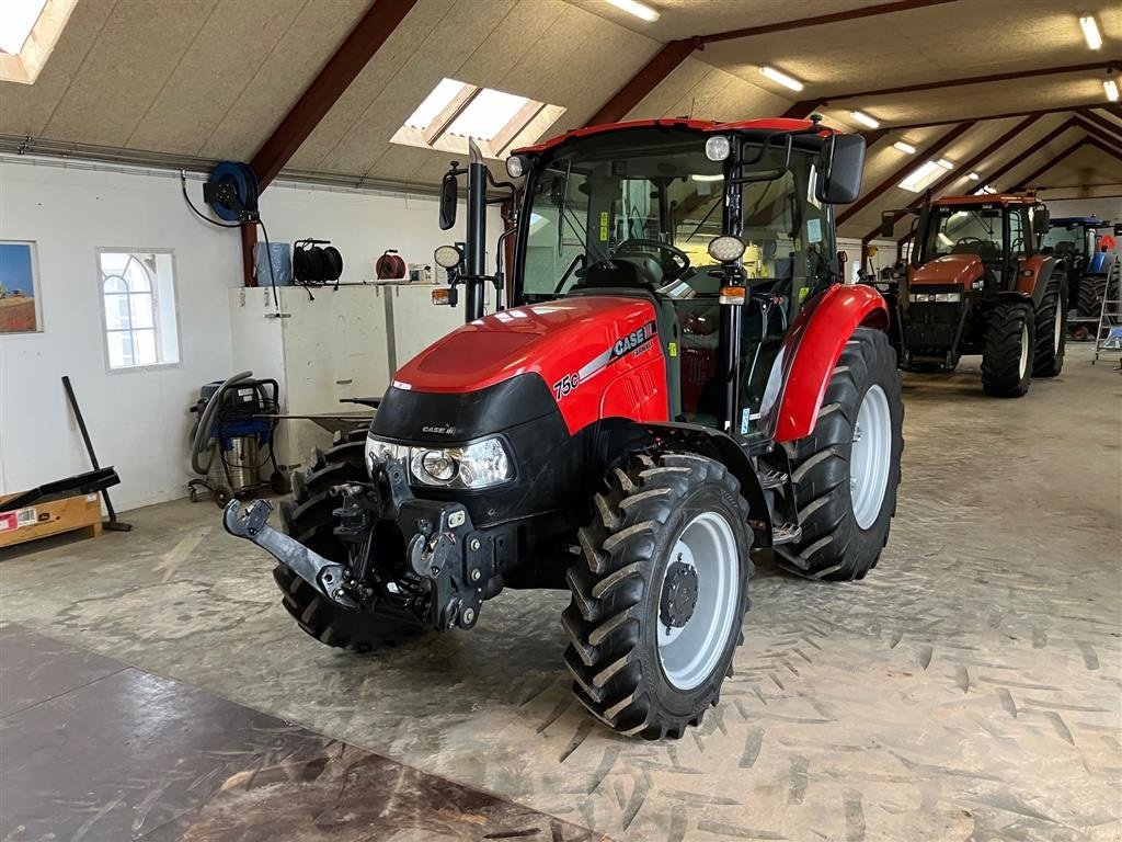 Traktor of the type Case IH Farmall 75C, Gebrauchtmaschine in Thorsø (Picture 3)