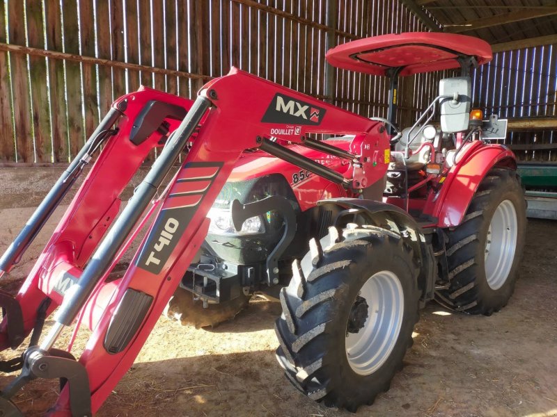 Traktor of the type Case IH Farmall 85 C, Gebrauchtmaschine in Le Horps