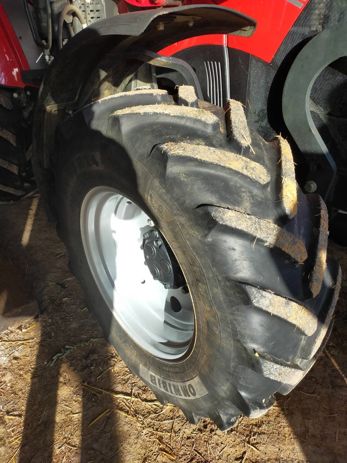 Traktor typu Case IH Farmall 85 C, Gebrauchtmaschine v Le Horps (Obrázek 9)