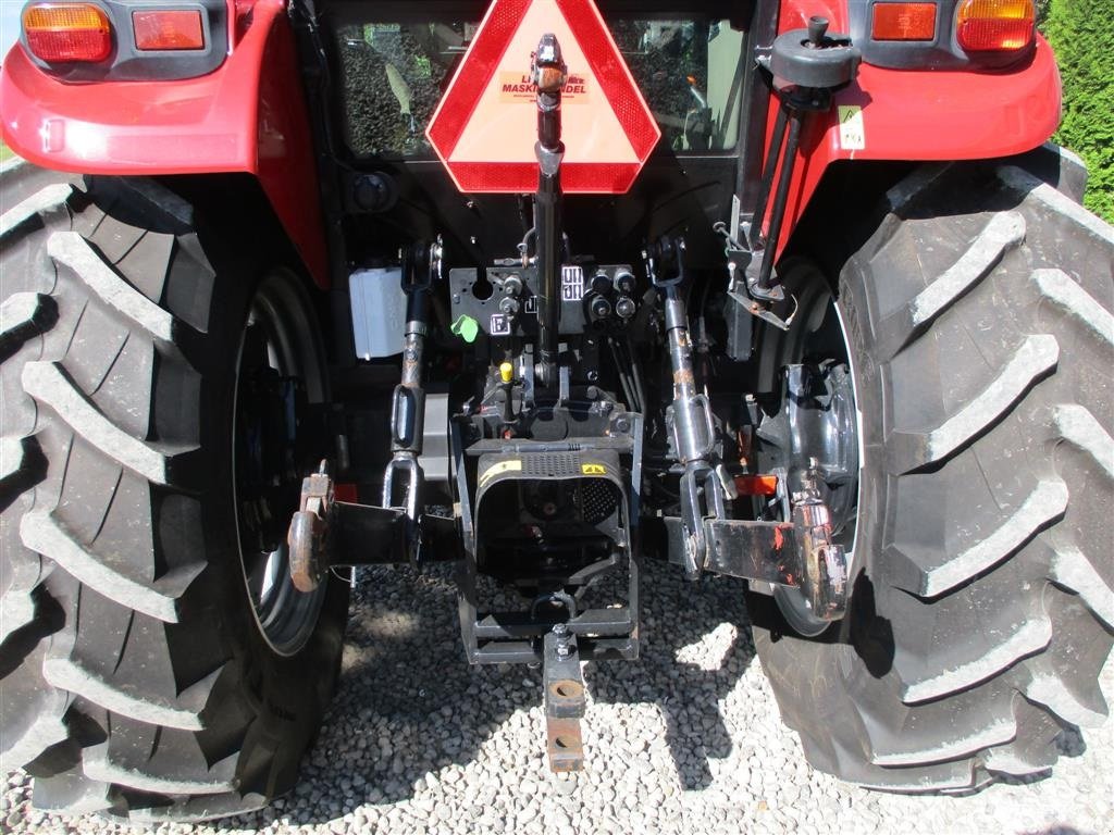 Traktor typu Case IH Farmall 85A Med frontlæsser, Gebrauchtmaschine v Lintrup (Obrázok 4)