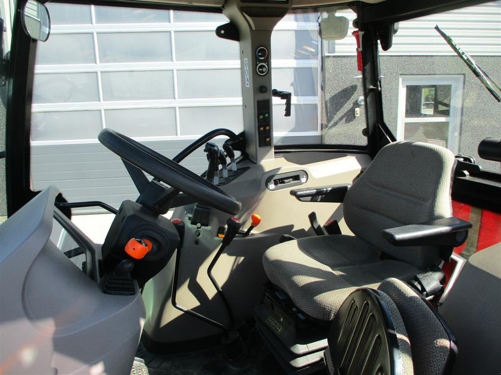 Traktor typu Case IH Farmall 85A Med frontlæsser, Gebrauchtmaschine v Lintrup (Obrázok 5)
