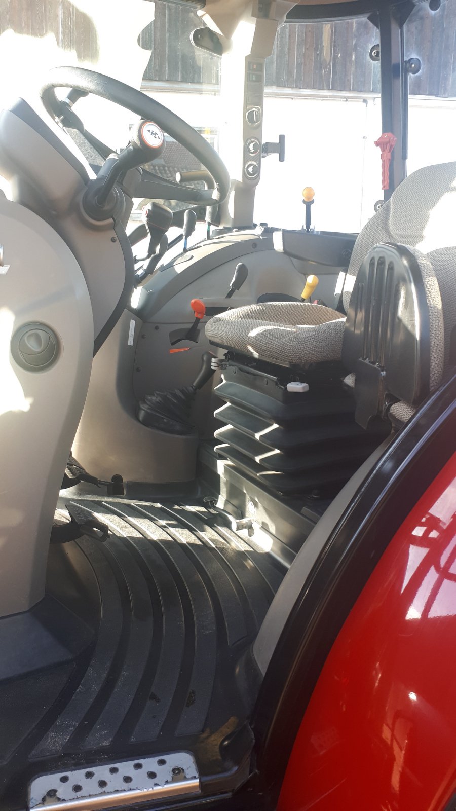 Traktor del tipo Case IH Farmall 85C, Gebrauchtmaschine en Willmering (Imagen 3)