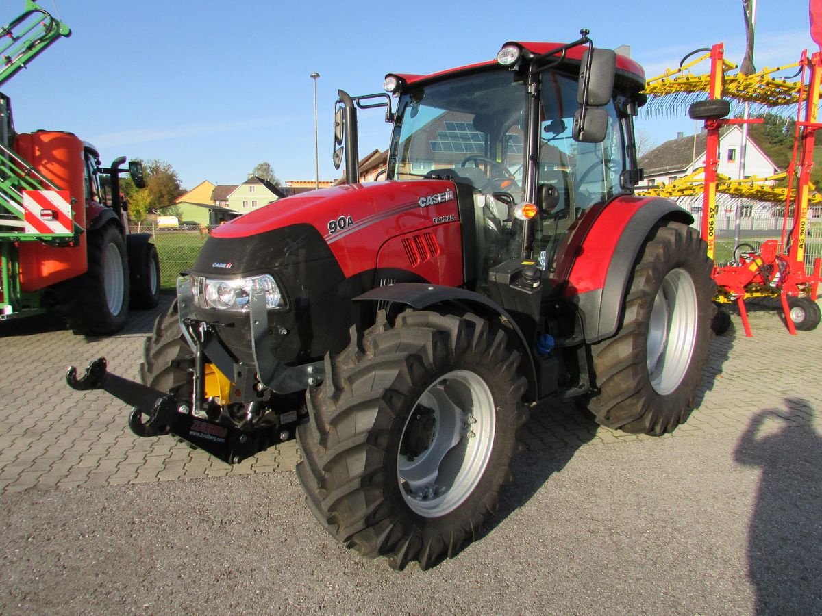 Traktor van het type Case IH Farmall 90 A (Stage V), Gebrauchtmaschine in Saxen (Foto 1)