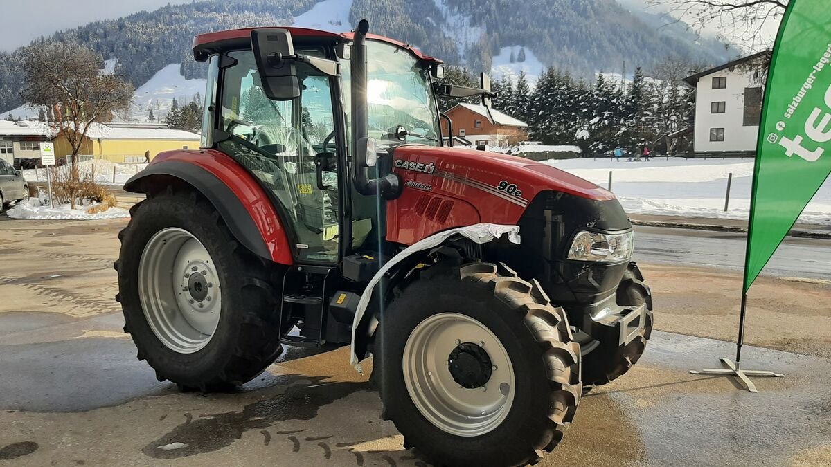 Traktor of the type Case IH Farmall 90 C, Neumaschine in Bergheim (Picture 3)