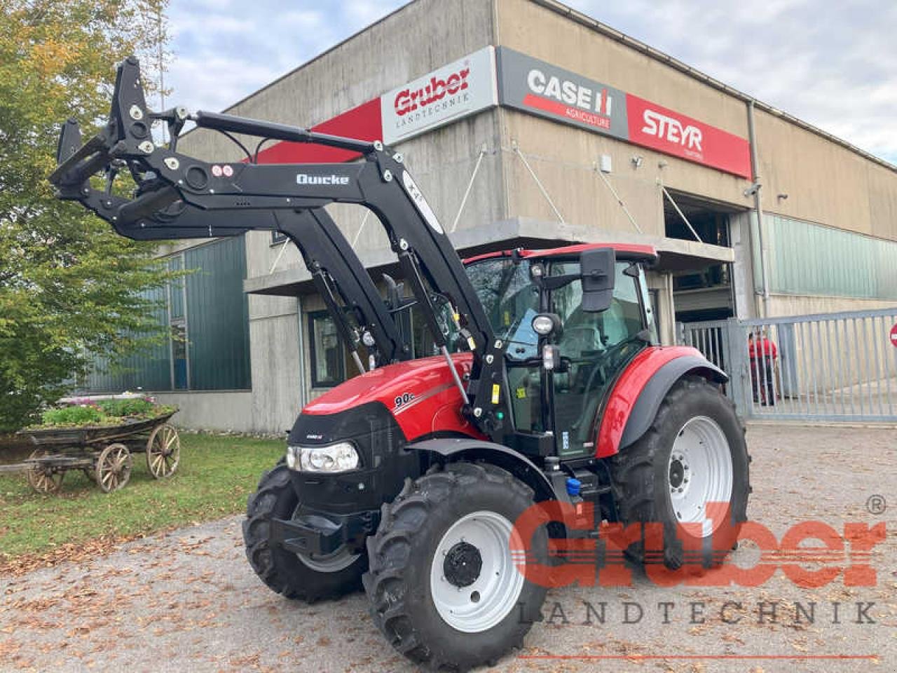 Traktor van het type Case IH Farmall 90C M, Gebrauchtmaschine in Ampfing (Foto 1)