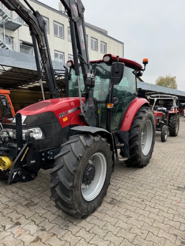 Traktor типа Case IH Farmall 95 A, Gebrauchtmaschine в Remchingen (Фотография 1)