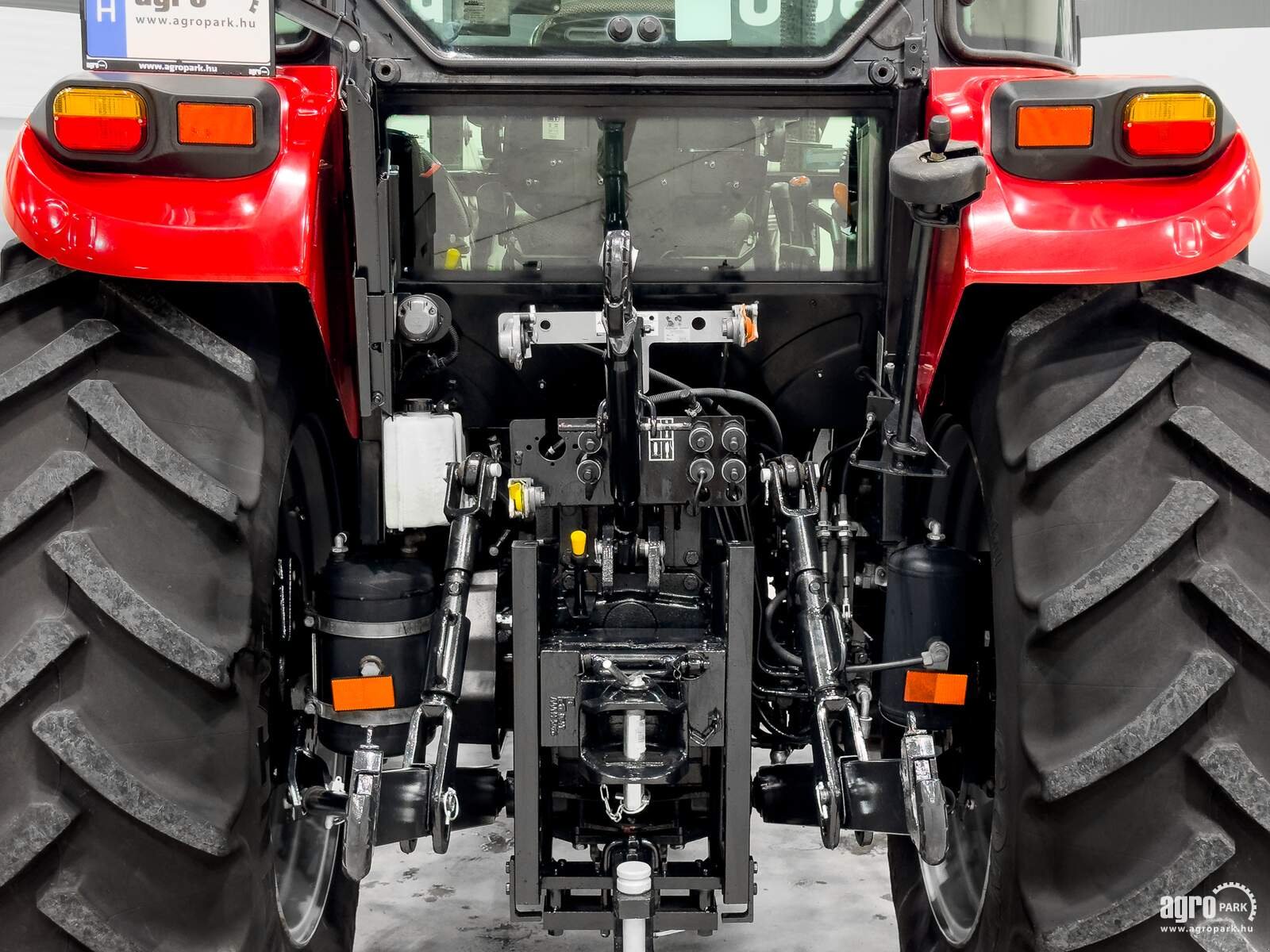 Traktor van het type Case IH Farmall 95A, Gebrauchtmaschine in Csengele (Foto 8)