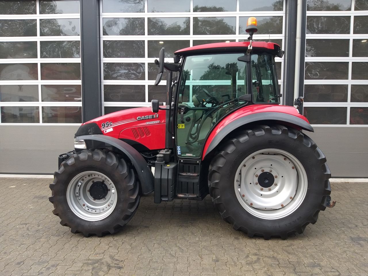 Traktor des Typs Case IH Farmall 95C, Gebrauchtmaschine in Vilsteren (Bild 4)