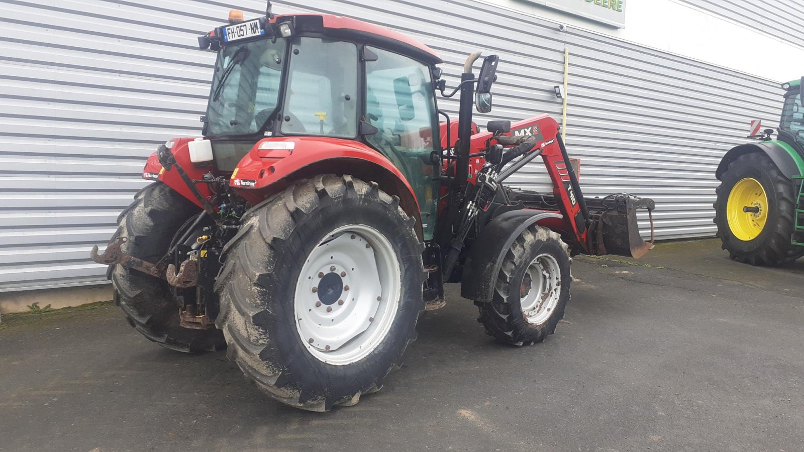 Traktor Türe ait Case IH FARMALL, Gebrauchtmaschine içinde Les Touches (resim 3)