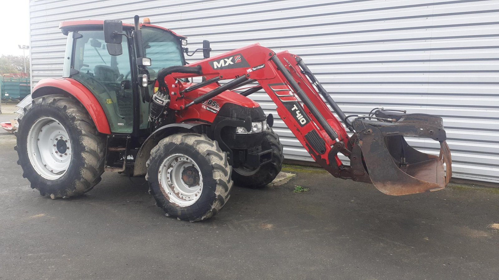 Traktor Türe ait Case IH FARMALL, Gebrauchtmaschine içinde Les Touches (resim 2)