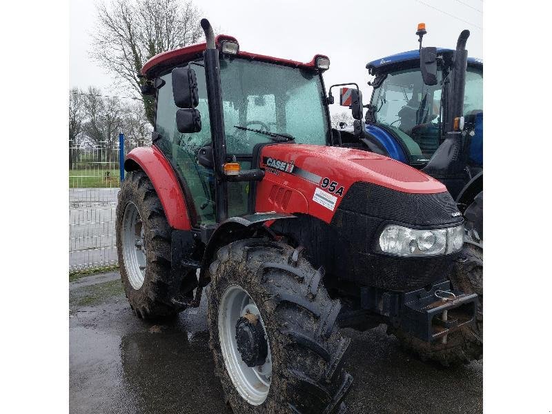 Traktor типа Case IH FARMALL95A, Gebrauchtmaschine в PLUMELEC (Фотография 4)