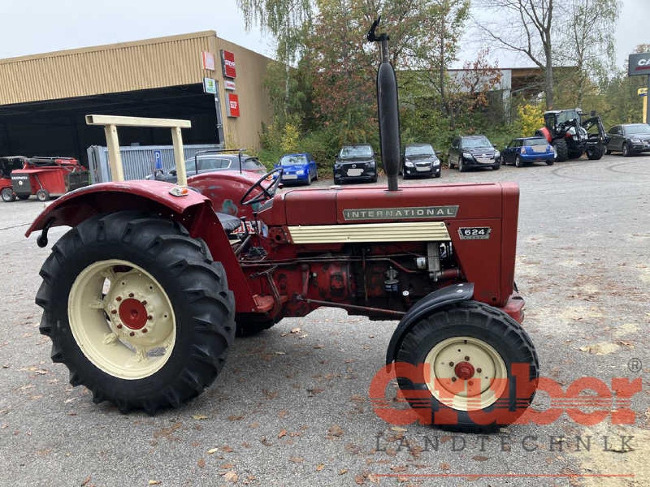 Traktor van het type Case IH IH 624, Gebrauchtmaschine in Ampfing (Foto 3)