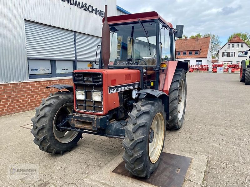 Traktor του τύπου Case IH IHC 733 Allrad Kabine, made in Neuss, Gebrauchtmaschine σε Asendorf (Φωτογραφία 2)