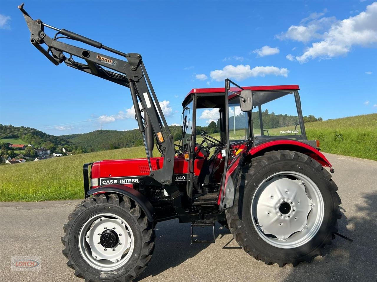 Traktor des Typs Case IH IHC 840 Allrad, Gebrauchtmaschine in Trochtelfingen (Bild 1)