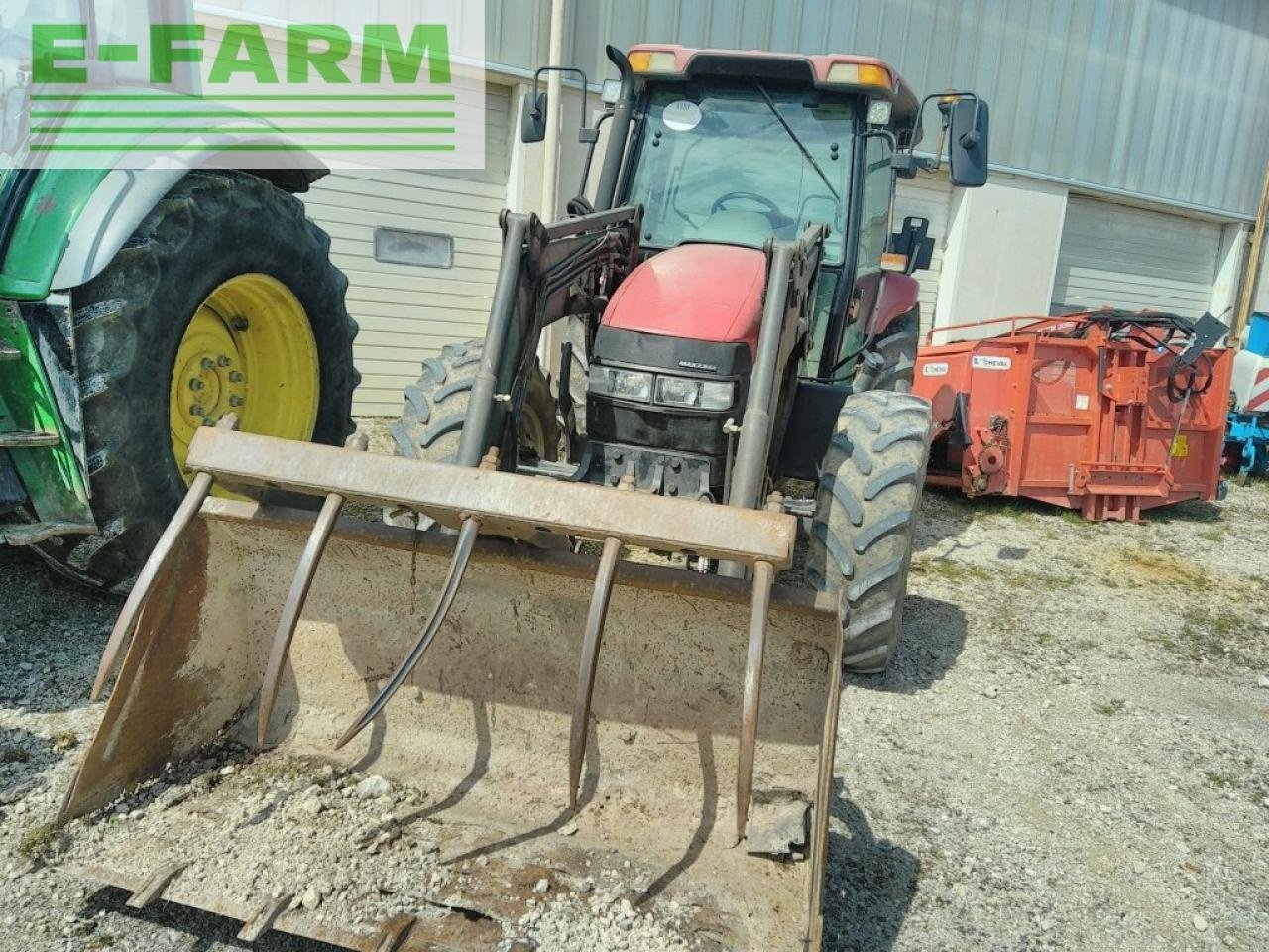 Traktor tip Case IH jx1090u, Gebrauchtmaschine in CHAUVONCOURT (Poză 4)