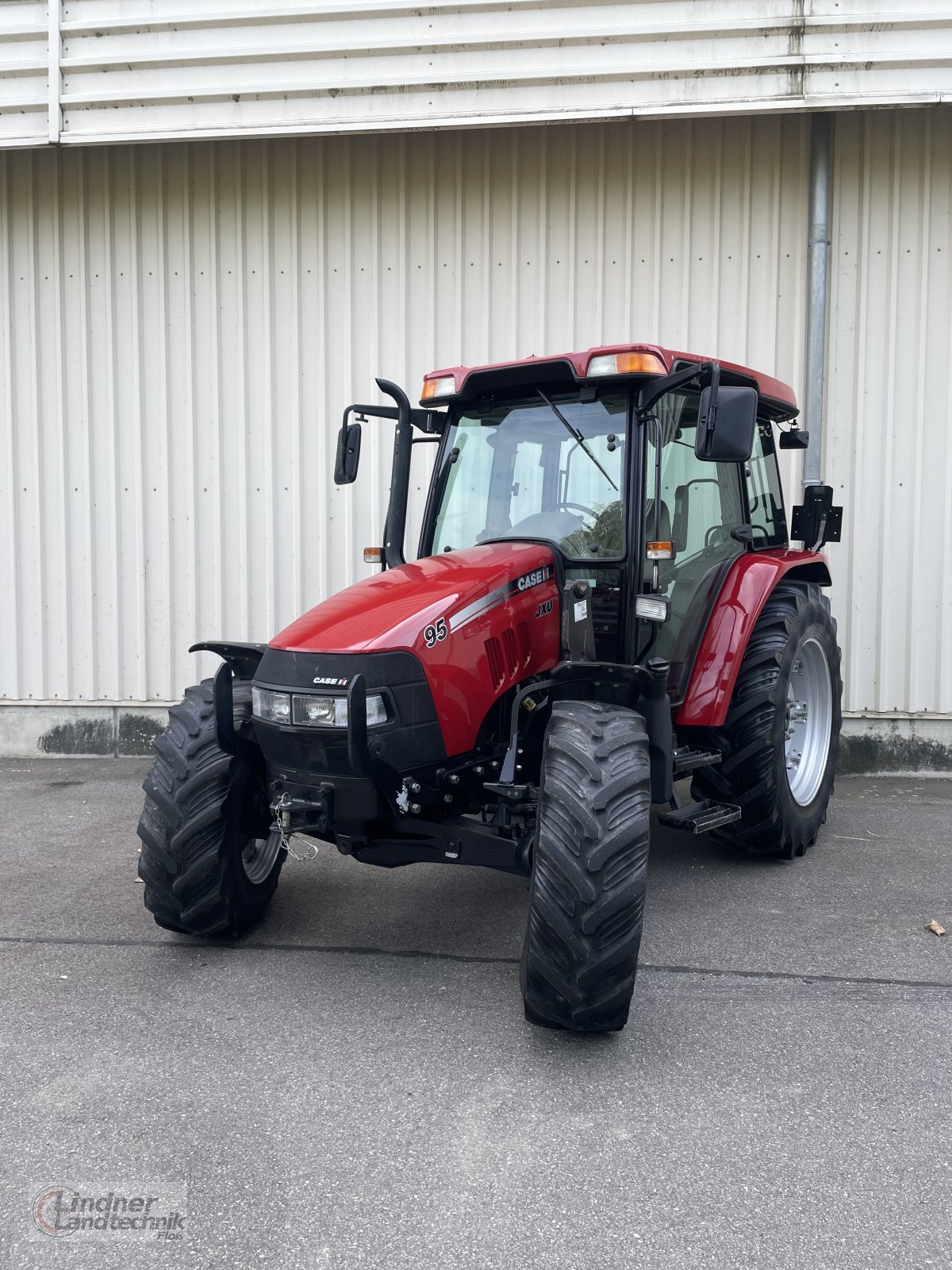 Traktor des Typs Case IH JXU 95, Gebrauchtmaschine in Floss (Bild 3)