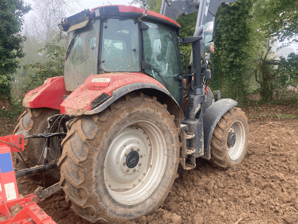 Traktor van het type Case IH LUXXUM 110, Gebrauchtmaschine in ISIGNY-LE-BUAT (Foto 3)