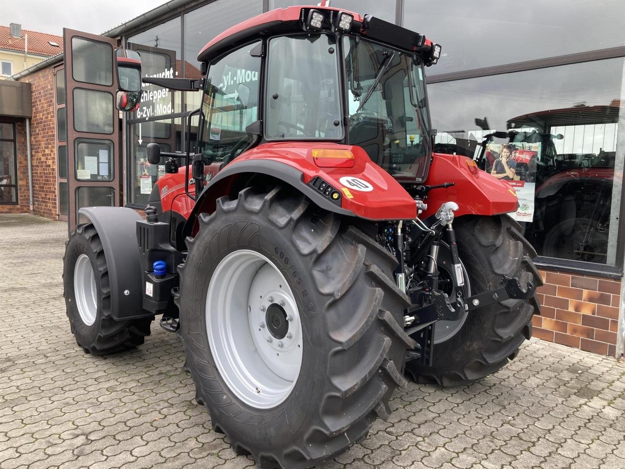 Traktor des Typs Case IH Luxxum 110, Gebrauchtmaschine in Ampfing (Bild 3)