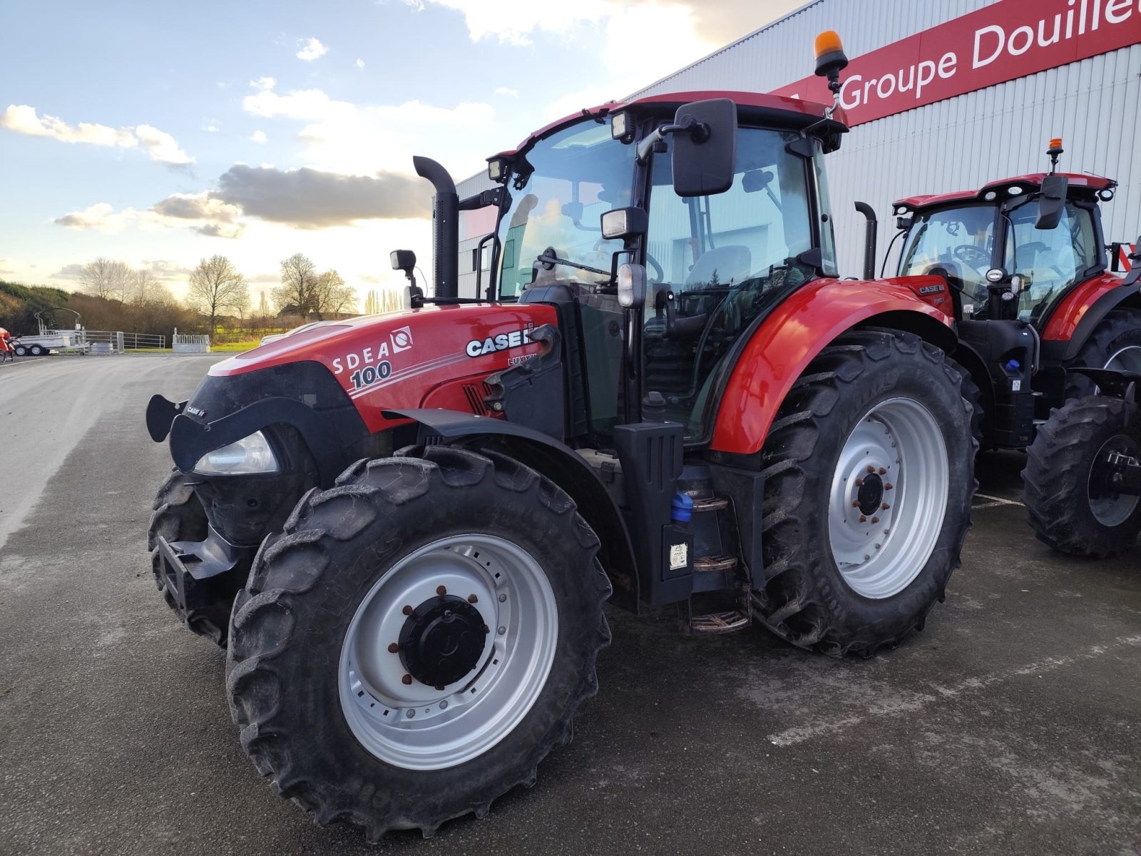 Traktor des Typs Case IH LUXXUM100, Gebrauchtmaschine in Le Horps (Bild 1)